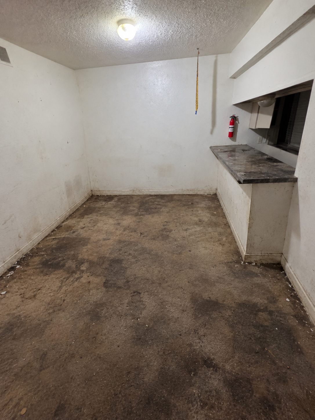 Nook after an Arkansas cleanup project by Extreme Hoarding Cleaners